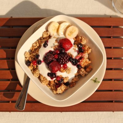 Oat Granola with Mixed Berries