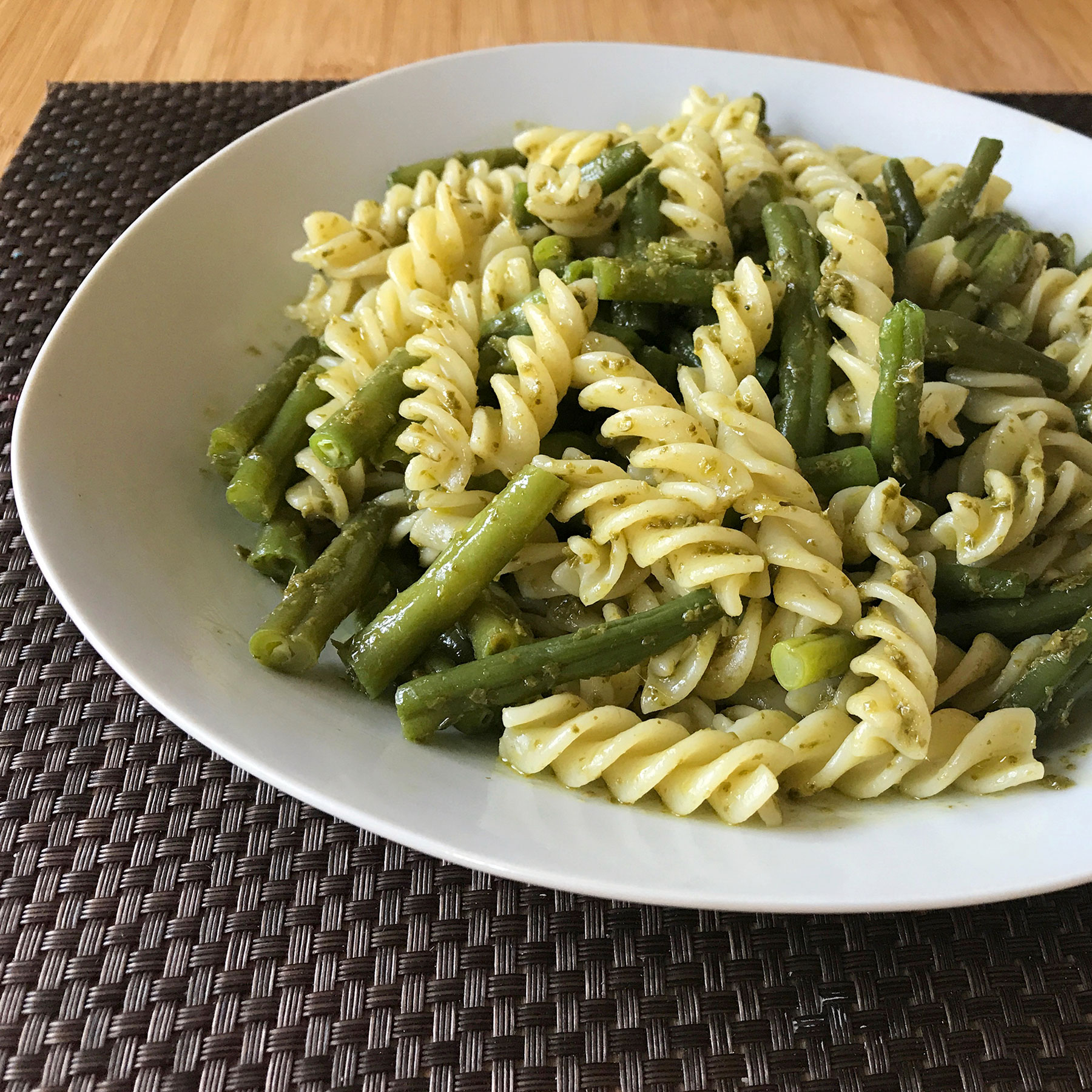 Pesto Pasta With Green Beans | Free Vegan Meal Planning | Veahero